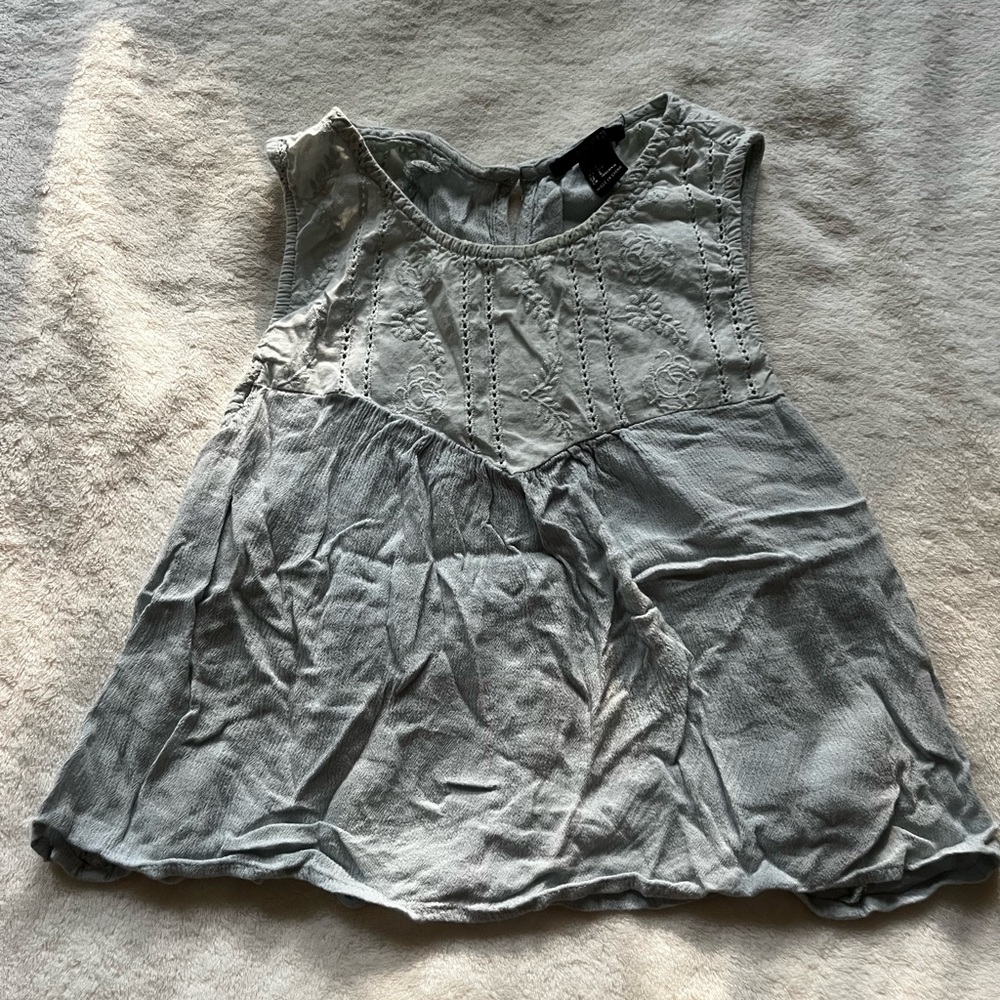 Gray/Light Blue Sleeveless Flowy Tank Top